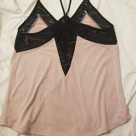 Express Top  - Picture 2 of 4